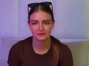 Sofiasarvain  live sex cam