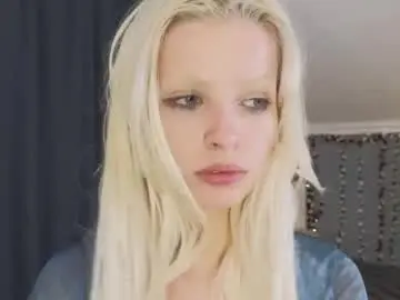 Vienna_gones  live sex cam