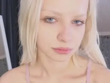 Vienna_gones  live sex cam