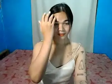 Yourwife_lars  live sex cam