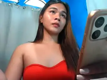 Yourwife_lars  live sex cam