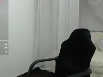 Z0e_grey  live sex cam