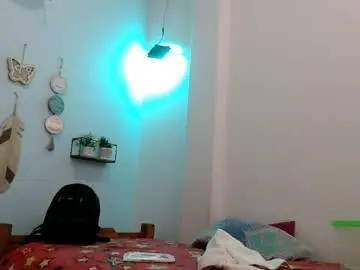 Bubismelany  live sex cam