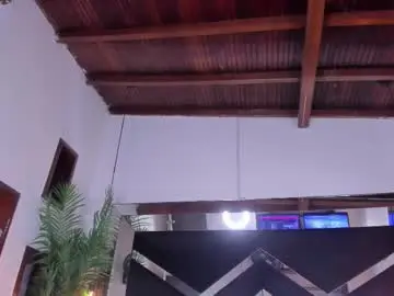 Emily18__  live sex cam