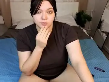 Evelyne_loo  live sex cam