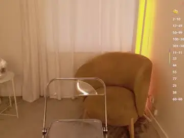 Hidden_charm_  live sex cam