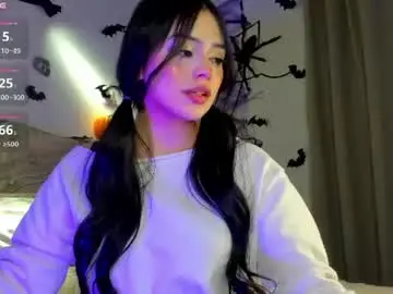 Holly_444  live sex cam