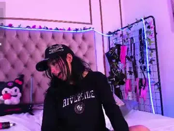 Kira_berry_  live sex cam