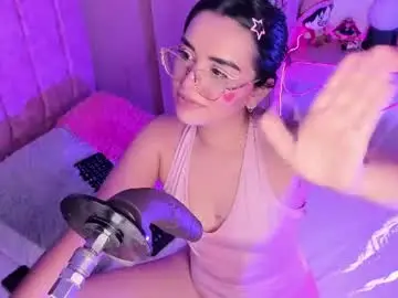 Laana_foxx  live sex cam