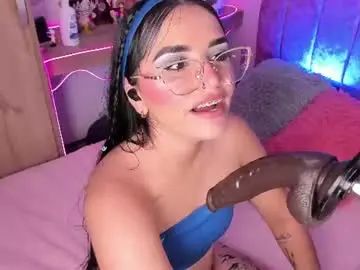 Laana_foxx  live sex cam