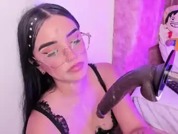 Laana_foxx  live sex cam