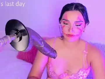 Laana_foxx  live sex cam