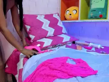 Saramyers  live sex cam