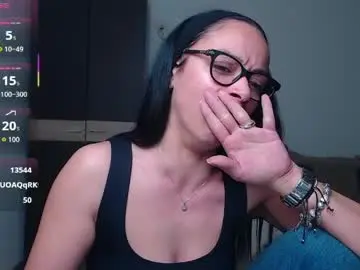 Serenesophi  live sex cam