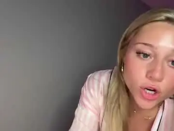 Slavicbarbiex  live sex cam
