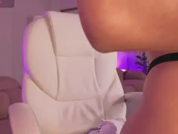 Stephany_harlot  live sex cam