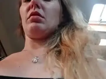 Zoeyraine  live sex cam