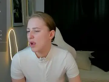 Annagrees1  live sex cam