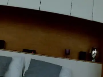 Asiansuperhotwife  live sex cam