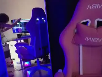 Cyyberwhore  live sex cam