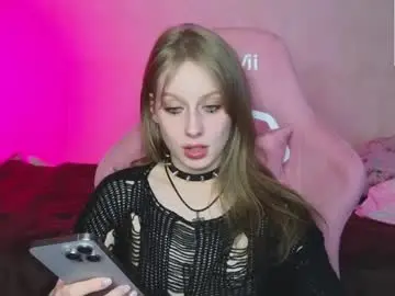 Cyyberwhore  live sex cam