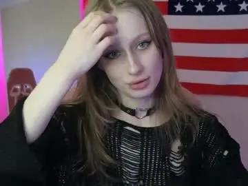 Cyyberwhore  live sex cam
