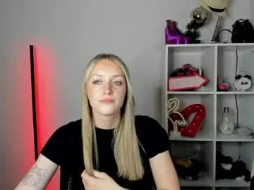 Evelynblond  live sex cam