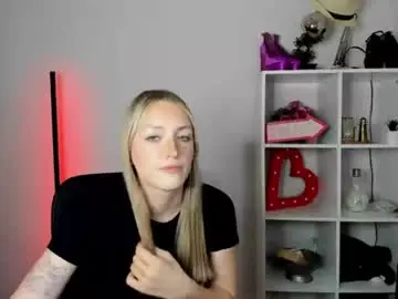 Evelynblond  live sex cam