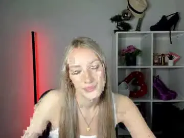 Evelynblond  live sex cam