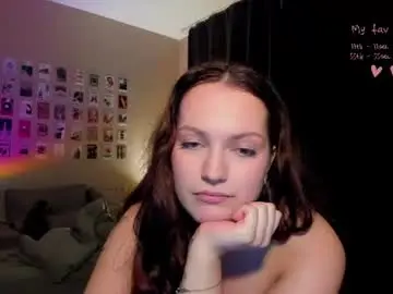 Eviik  live sex cam