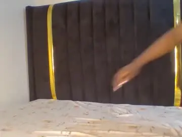 Hotleen997564  live sex cam