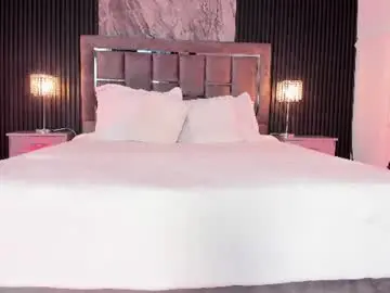 Laureenwells  live sex cam