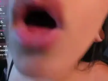 Liilii_ghot  live sex cam