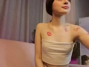 Nikkihayes  live sex cam