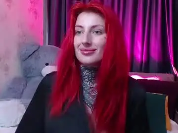 Nina_b1um  live sex cam