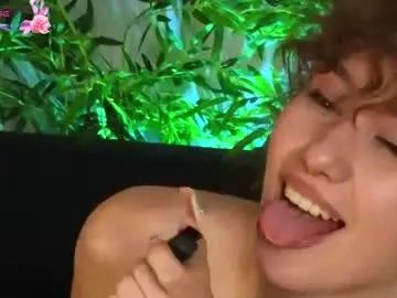 Ocerialus  live sex cam