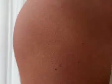 Oofbabe__  live sex cam