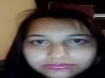 Reginanoir15  live sex cam