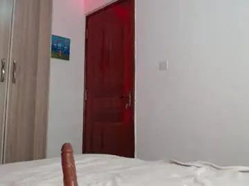 Velvetyvixen  live sex cam