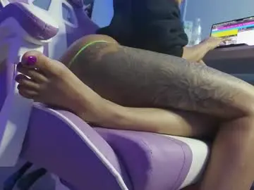 Yazminroyal  live sex cam