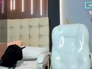Amara_lune  live sex cam