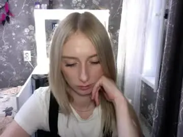Aricamustaro  live sex cam