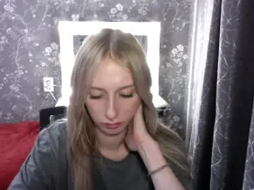 Aricamustaro  live sex cam