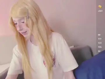 Astromy  live sex cam