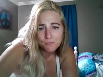 Backwoodsbarbie87  live sex cam