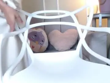 Curlydani  live sex cam