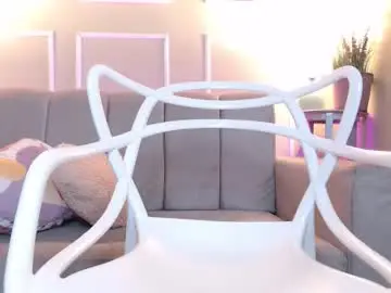 Curlydani  live sex cam