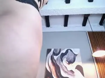 Curlydani  live sex cam