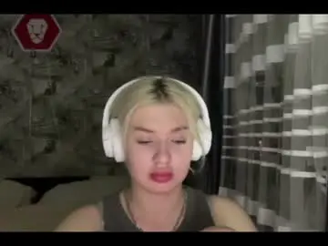 Kandicemcfarling  live sex cam