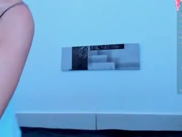 Kellysmits  live sex cam